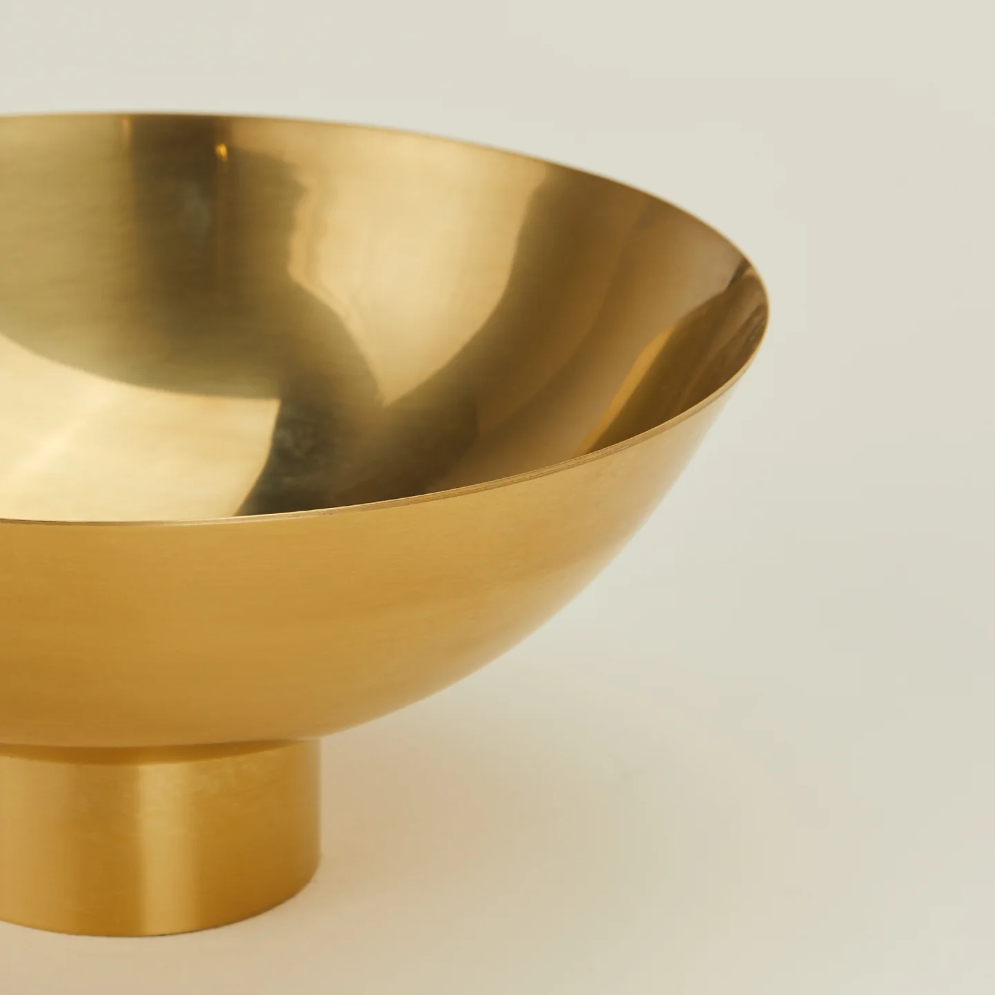 Essential Footed Bowl - Brass - Image 3