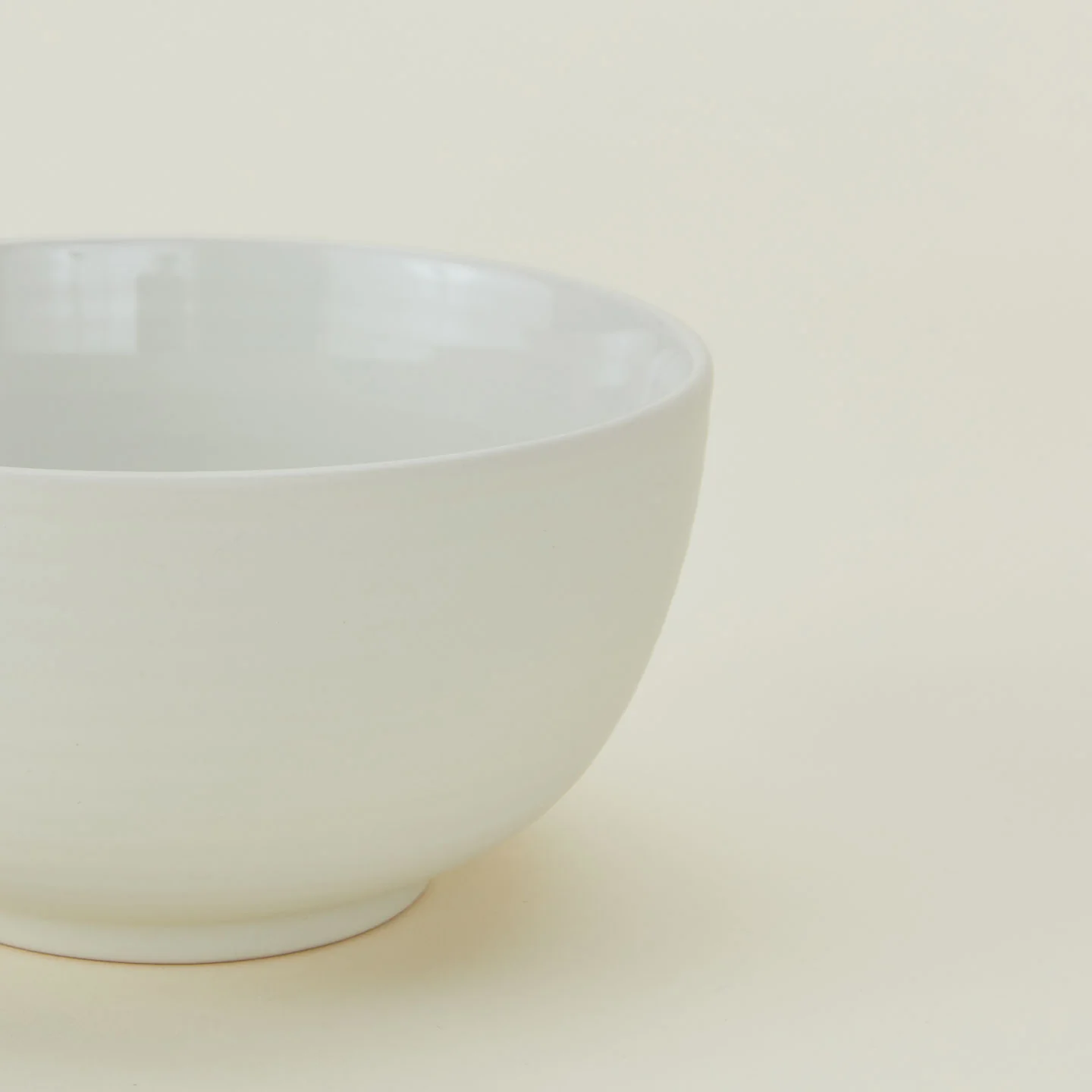 Essential Large Bowl, Set of 4 - Bone - Image 3