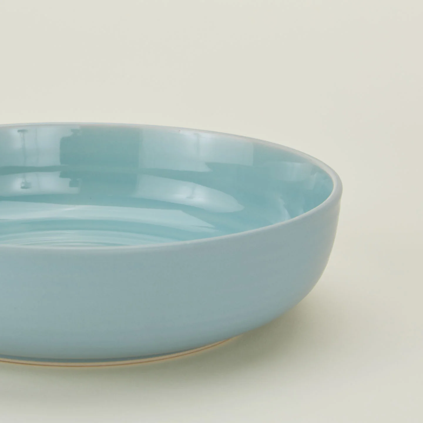 Essential Low Bowl, Set of 4 - Sky - Image 3