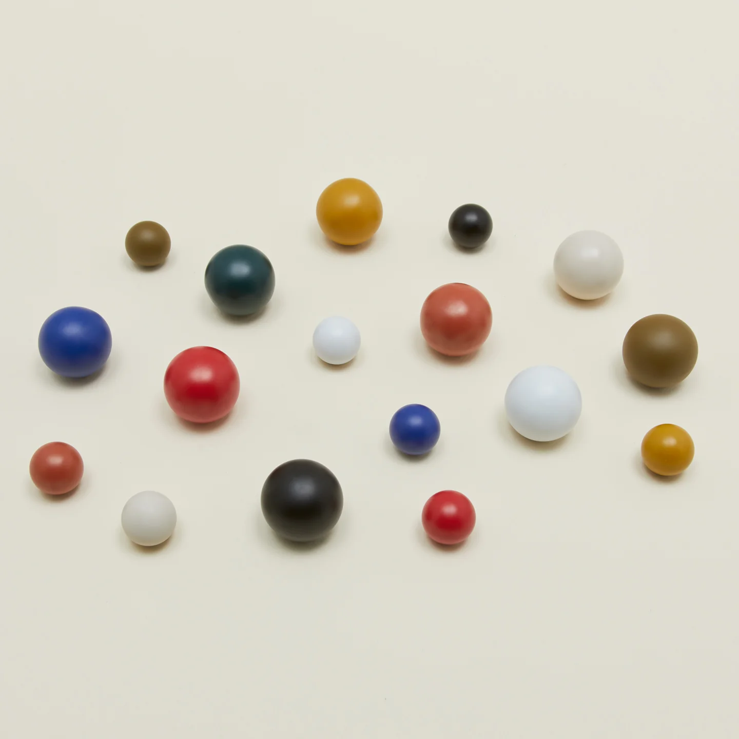 Essential Sphere Knob - Black - Image 5