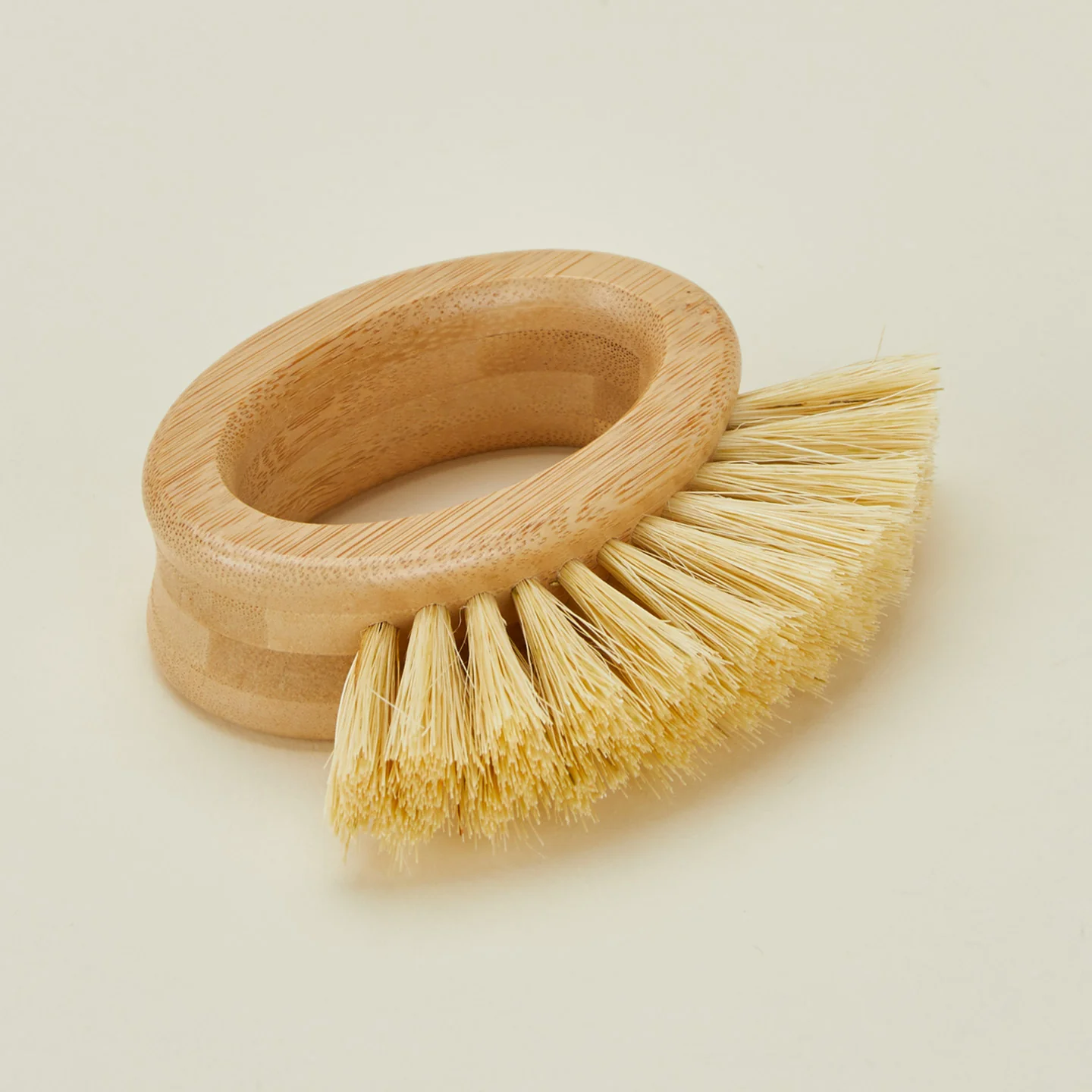 Oval Ring-Shaped Cleaning Brush - Image 4
