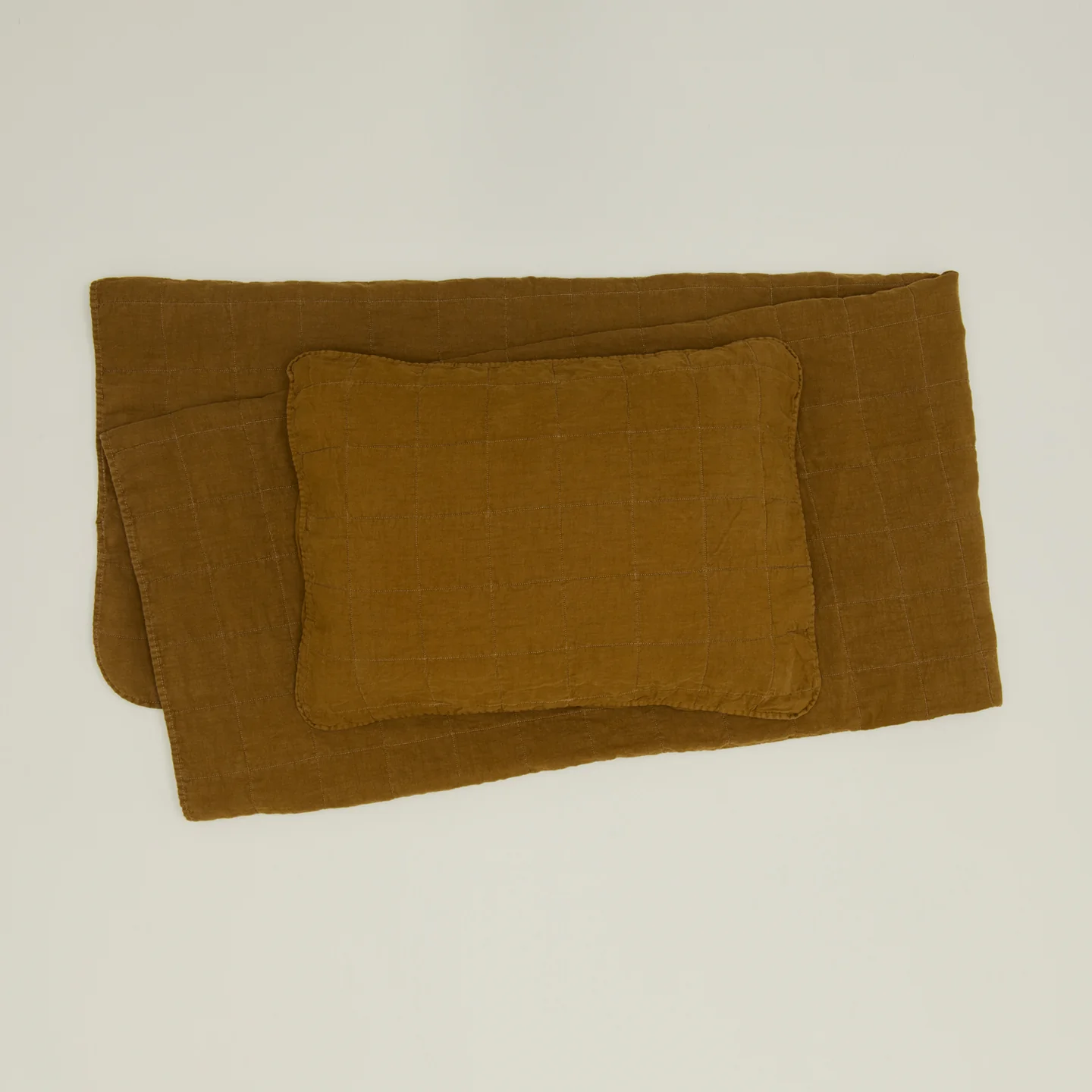 Simple Linen Quilt - Bronze - Image 4