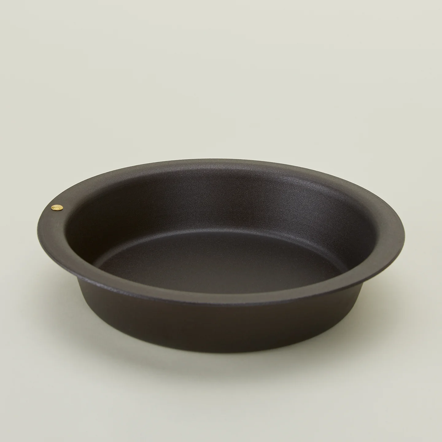 Spun Iron Deep Pie Dish - Image 4